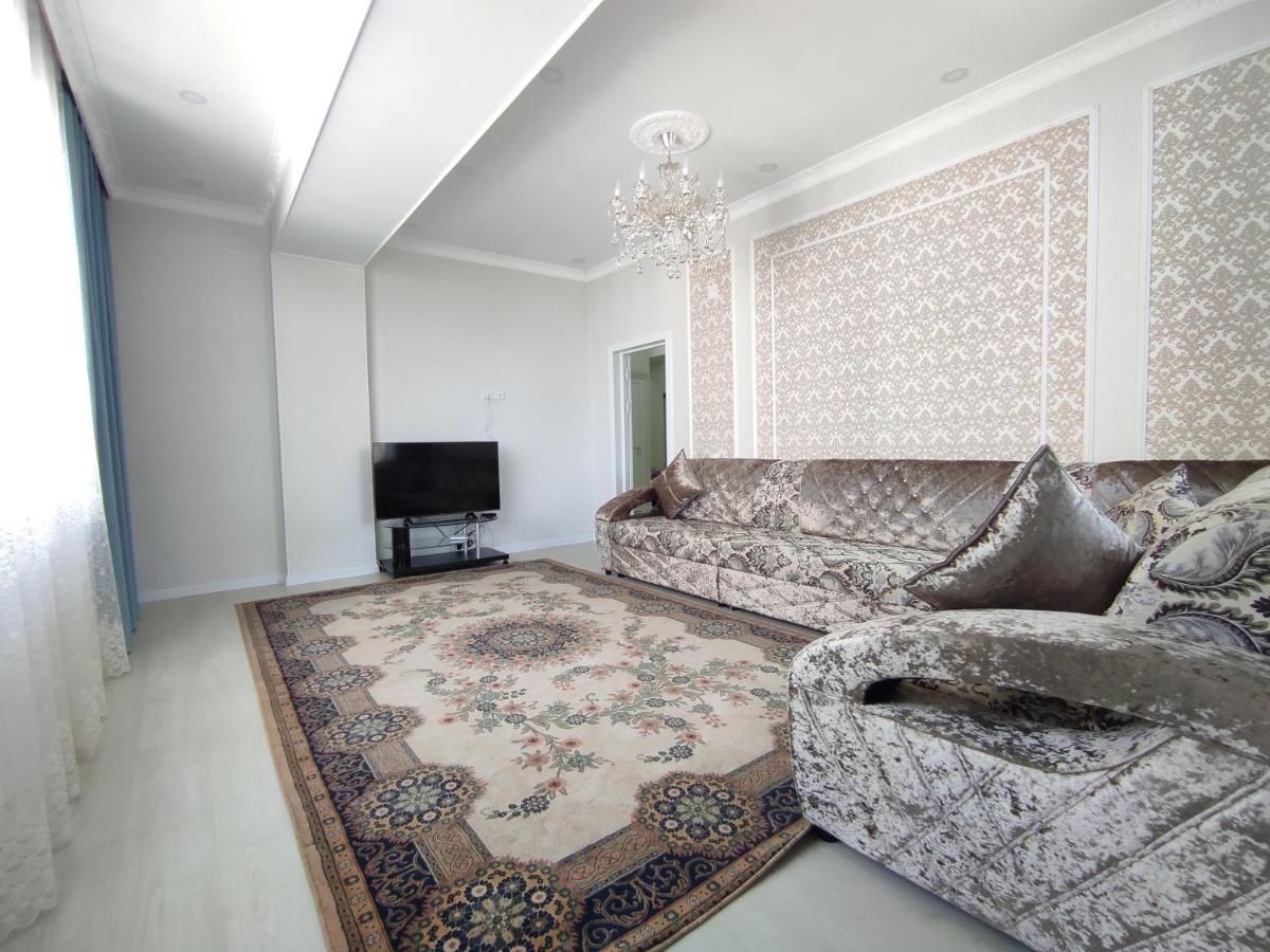 Prestigious Apartment In Bishkek Bagian luar foto