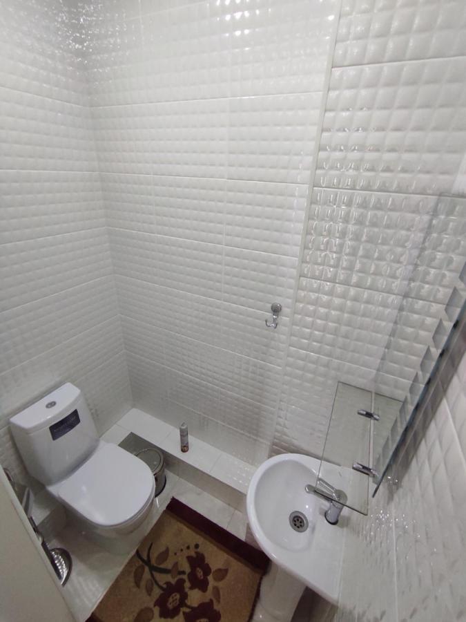 Prestigious Apartment In Bishkek Bagian luar foto