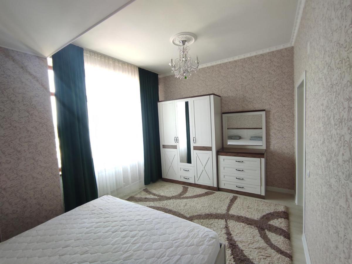 Prestigious Apartment In Bishkek Bagian luar foto